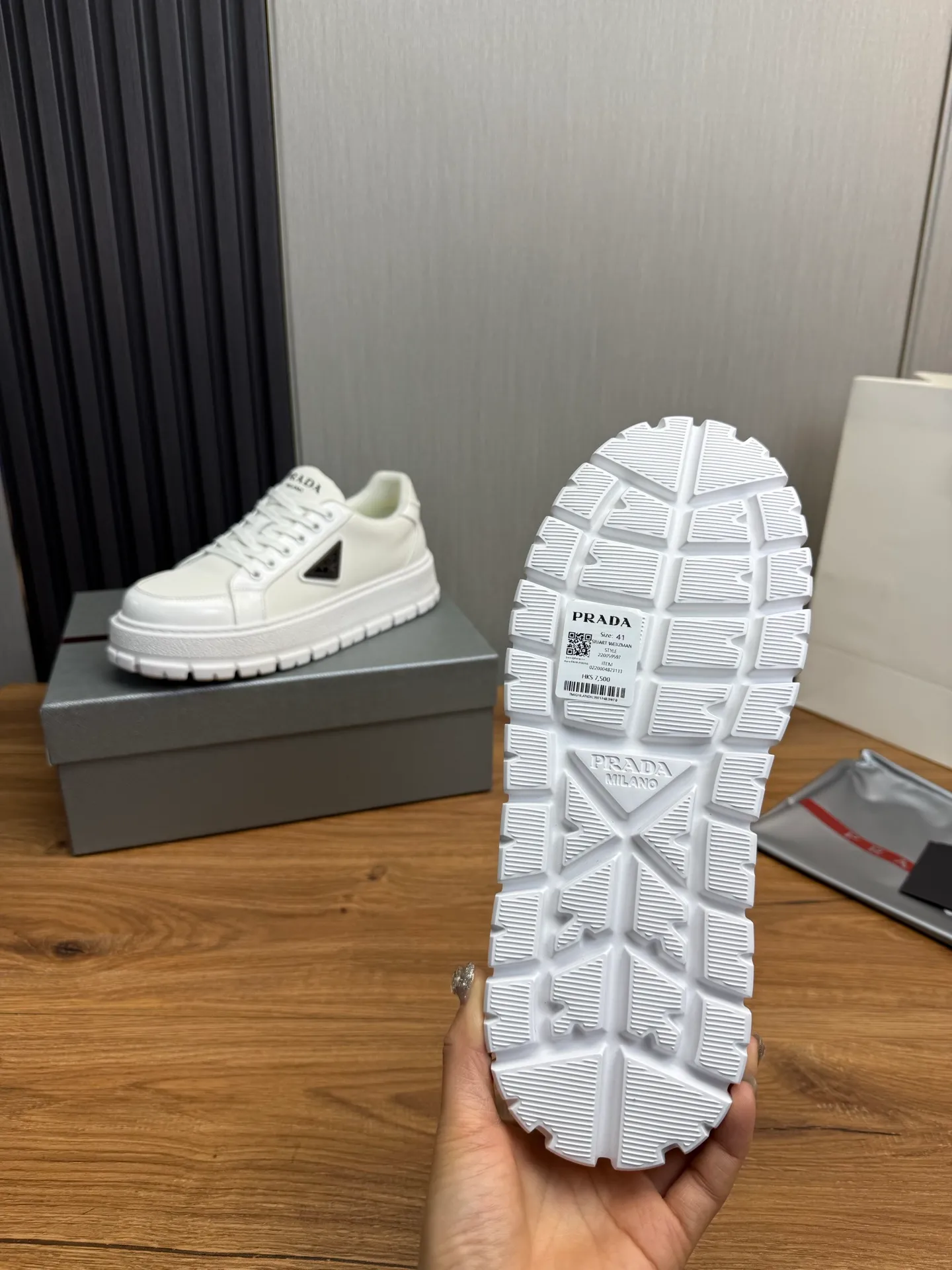 Men's shoes 💰580💰 [PRADA] Autumn and winter hot men's shoes shipped 👏Official website synchronized ⬆️Original fly-woven cowhide fabric + cowhide lining, 1⃣️:1⃣️reproduction, original sole, 38-45 (45. Customized, non-refundable)